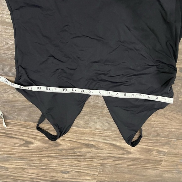 Everlane ReNew Black Swimsuit - Picture 2 of 6